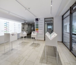 Martin Luther Hospital emergency room designed by ErtlundZull with Studio Loes. Production by ErtlundZull. Image by Studio Bowie, 2021. ErtlundZull